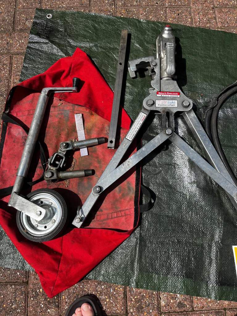 Motorhome tow car A frame towing kit.