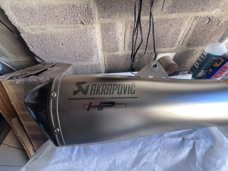 BMW HP Exhaust Pipe Silencer Sport AKRAPOVIC - R1200RT K52 (2014-2018) 
