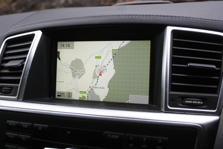 MERCEDES-BENZ GL CLASS 3.0 GL350 V6 BlueTEC AMG Sport 2015