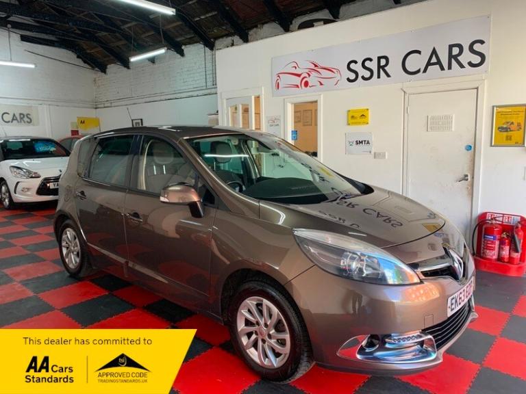 Renault Scenic 1.5 dCi ENERGY Dynamique TomTom MPV 5dr Diesel Manual Euro 5 (s/s
