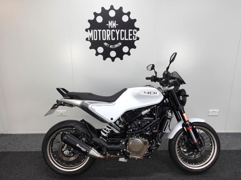 Husqvarna VITPILEN 401. 2023/73. Low Miles. Bar Conversion. De-Cat & More!