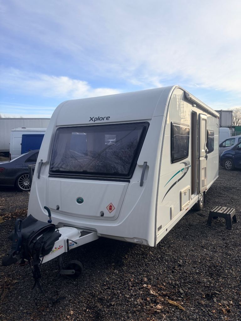 Fixed Bed Elddis Xplore 504 2014 4 Berth Caravan