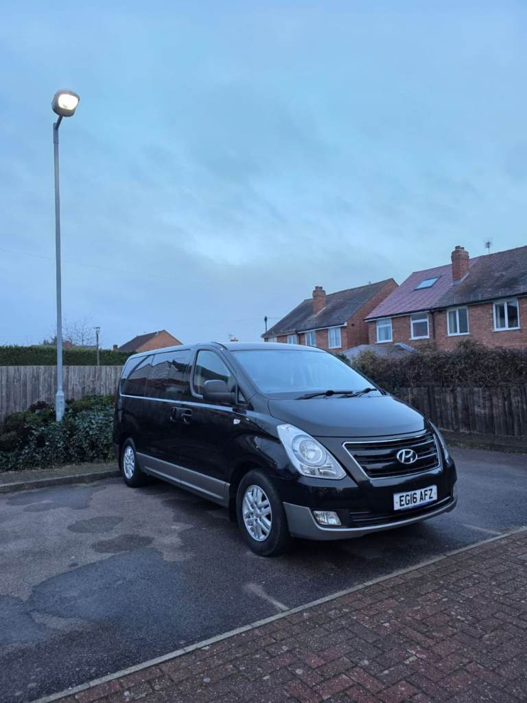 Hyundai, I800, MPV, 2016, Other, 2497 (cc), 5 doors