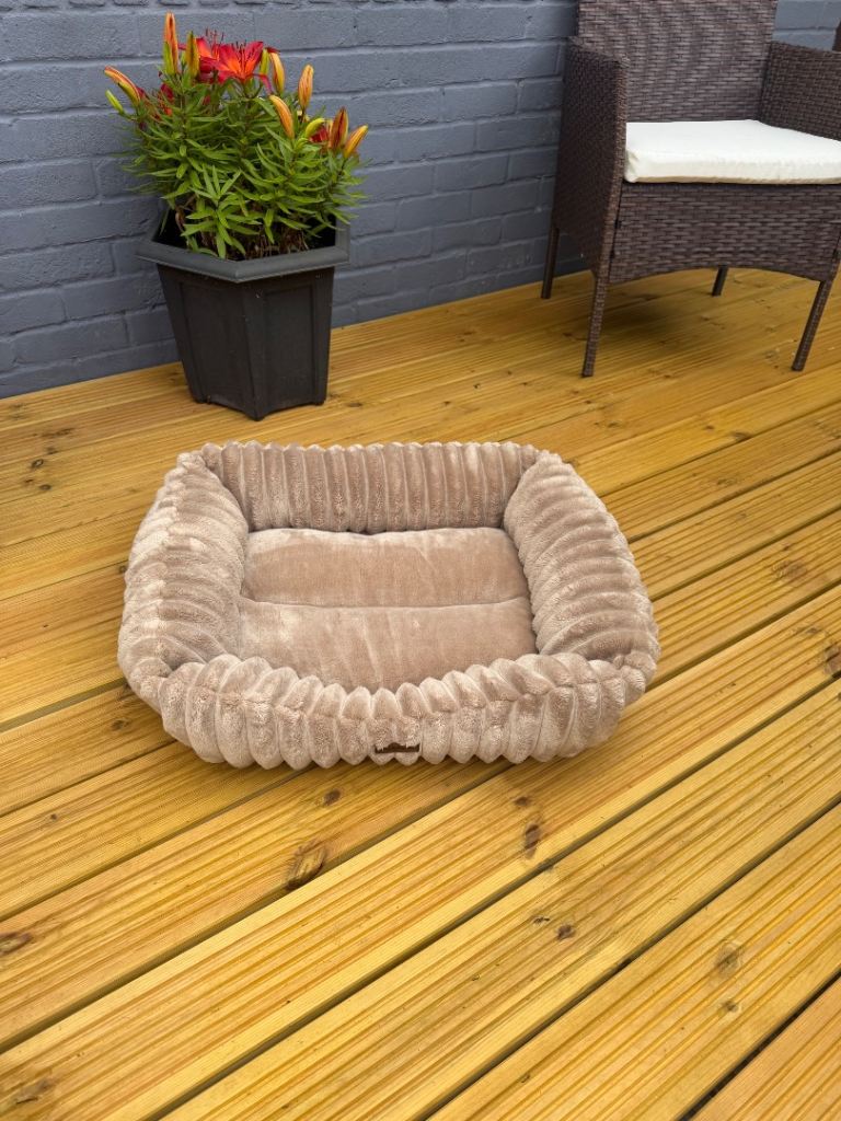 Dog bed beige small/medium