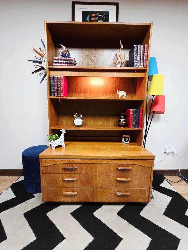 Teak Display Cabinet with Shelves & Light – Mid-Century Vintage       