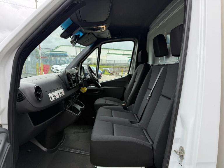 2018 68 REG MERCEDES BENZ SPRINTER 314 CDI MWB FRIDGE VAN AUTO WHITE EURO 6