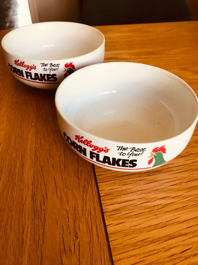 Pair of Kellogg's Corn Flakes Cereal Bowls – Good Condition