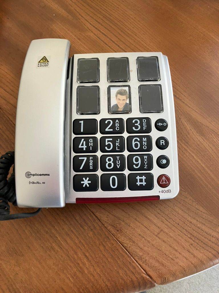 NEW PRICE BIG BUTTON CORDED TELEPHONE WITH HEARING AMPLIFICATION 