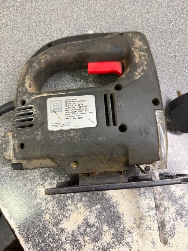 Performance Power Tools 500W Pendulum Jigsaw – Fair Condition