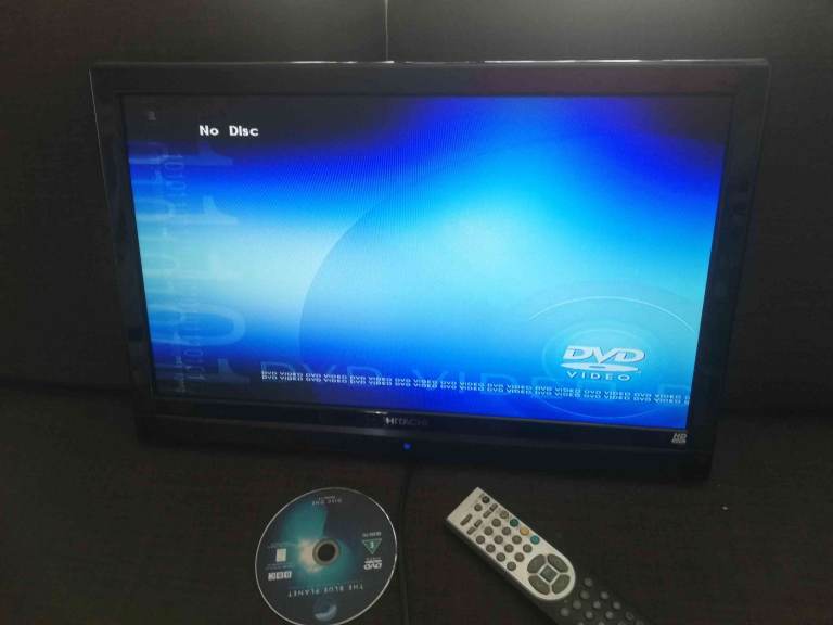 TV 22" Hitachi built in DVD HDMI USB Freeview
