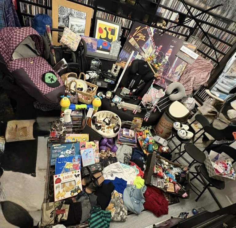 2 x huge car boot/house clearance lots