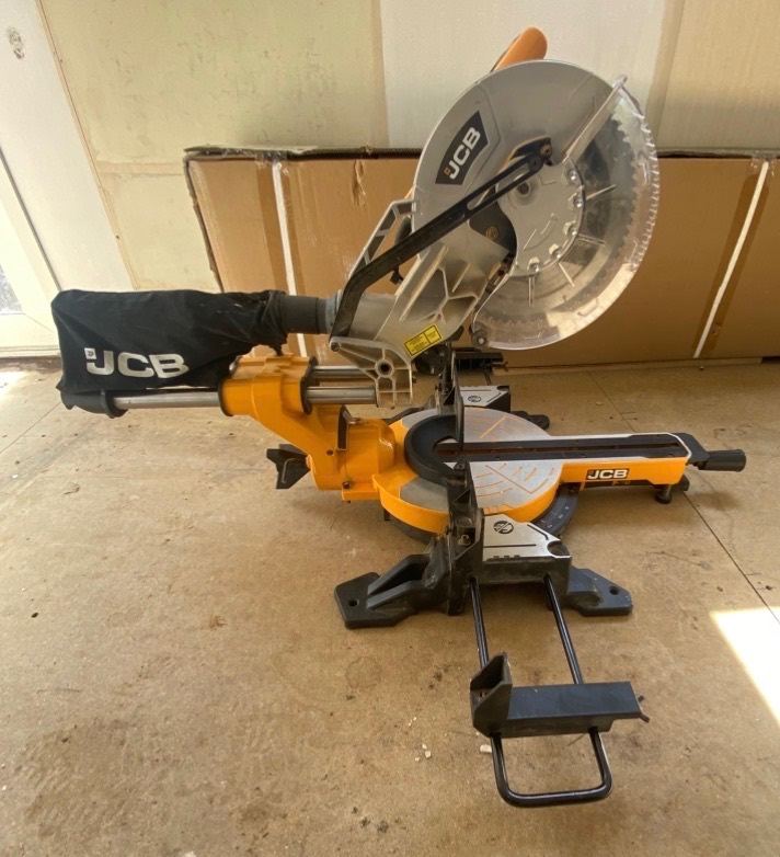 JCB 254mm 10" Electric Sliding Mitre Saw, Corded, 2000W, 230-240V 21-MS-254SB