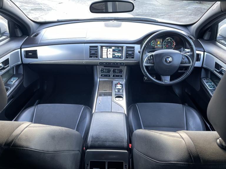 JAGUAR XF 2.2 d R-Sport 2014