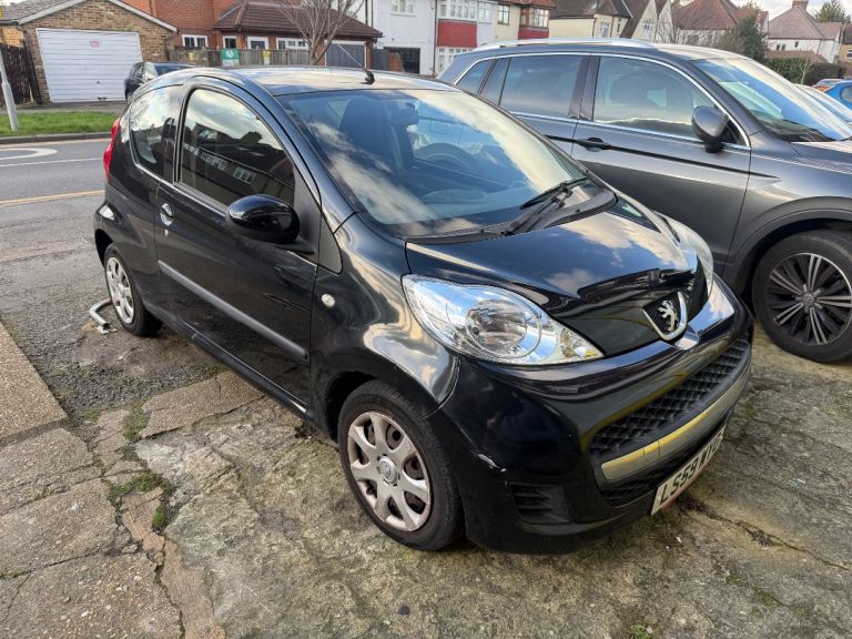 Peugeot, 107, Hatchback, 2009, Semi-Auto, 998 (cc), 3 doors