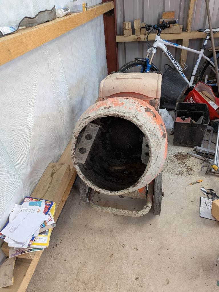 Belle cement mixer