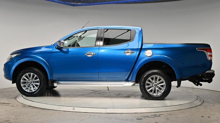 2019 Mitsubishi L200 2.4 DI-D DC Barbarian 4WD Euro 6 4dr PICK UP Diesel Manual