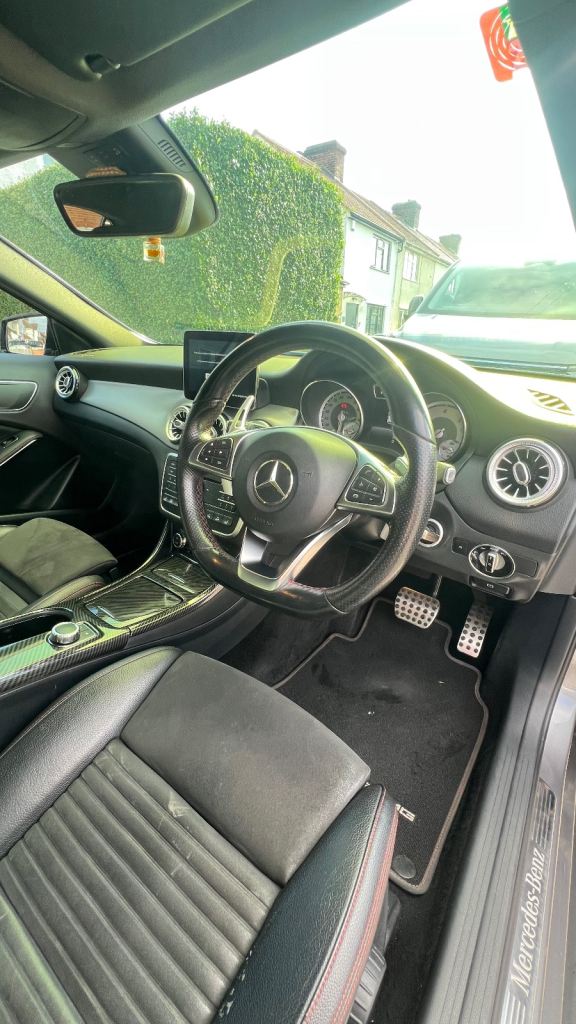 Mercedes-Benz, GLA, Hatchback, 2016, Semi-Auto, 2143 (cc), 5 doors