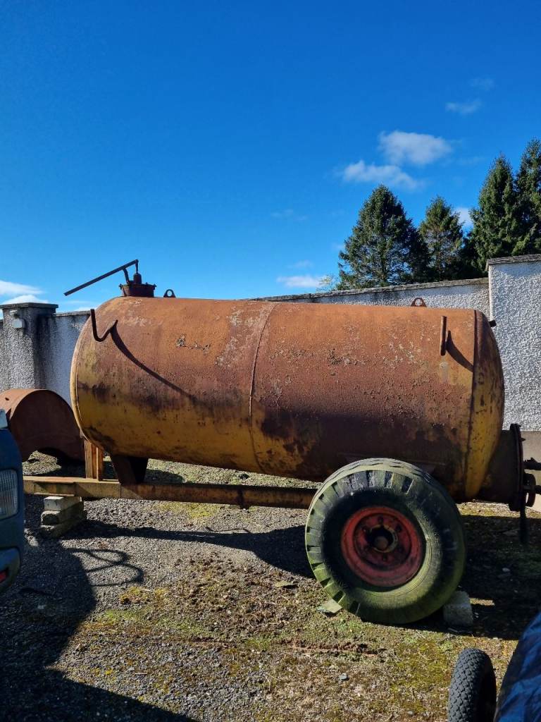 Slurry tanker 