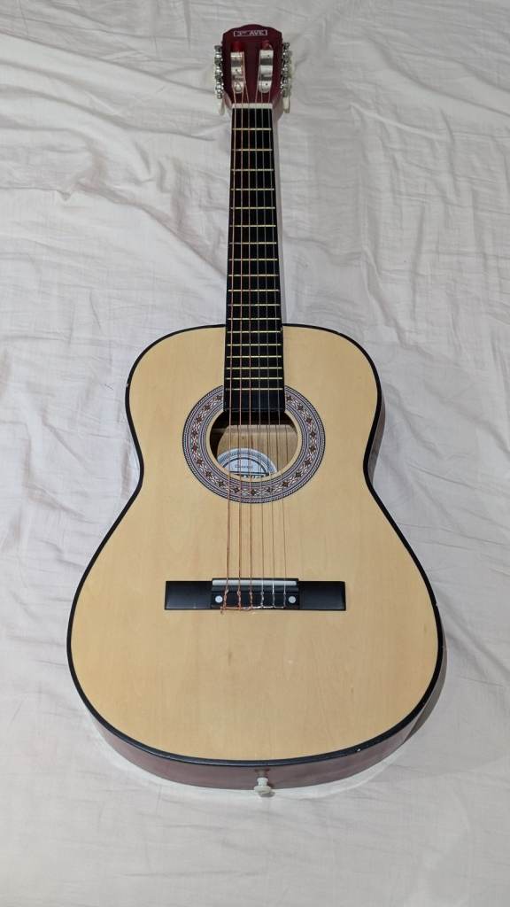 Kids Classical Guitar 3/4 Nylon String with Bag , Footrest and replacement strings