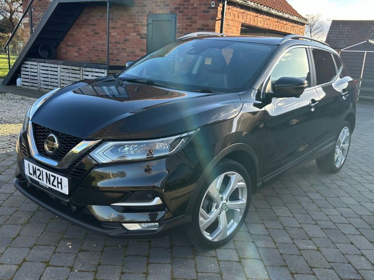 Automatic Nissan Qashqai N Motion Dct 1.3 petrol