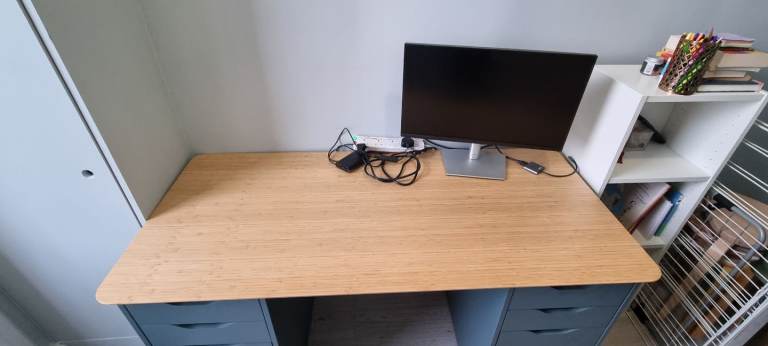 Large ikea desk Anfallare + Alex drawers