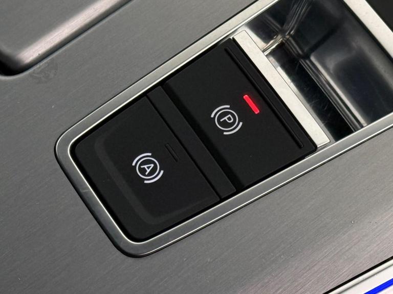 2022 Audi A6 Saloon 2.0 TFSI 45 S line S Tronic quattro Euro 6 (s/s) 4dr SALOON Petrol Automatic