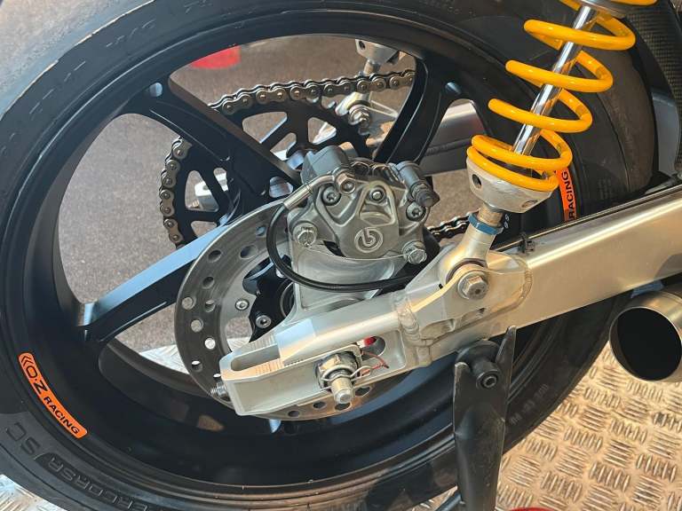 ILR/FROG DEVELOPMENT'S COVERDALE  PATON RACE S1-R  **TOP SPEC ** RACE BIKE 