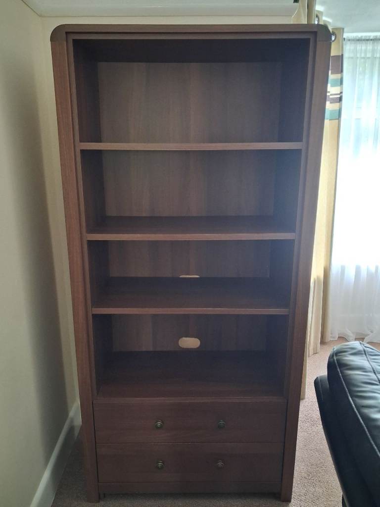 Bookcase 