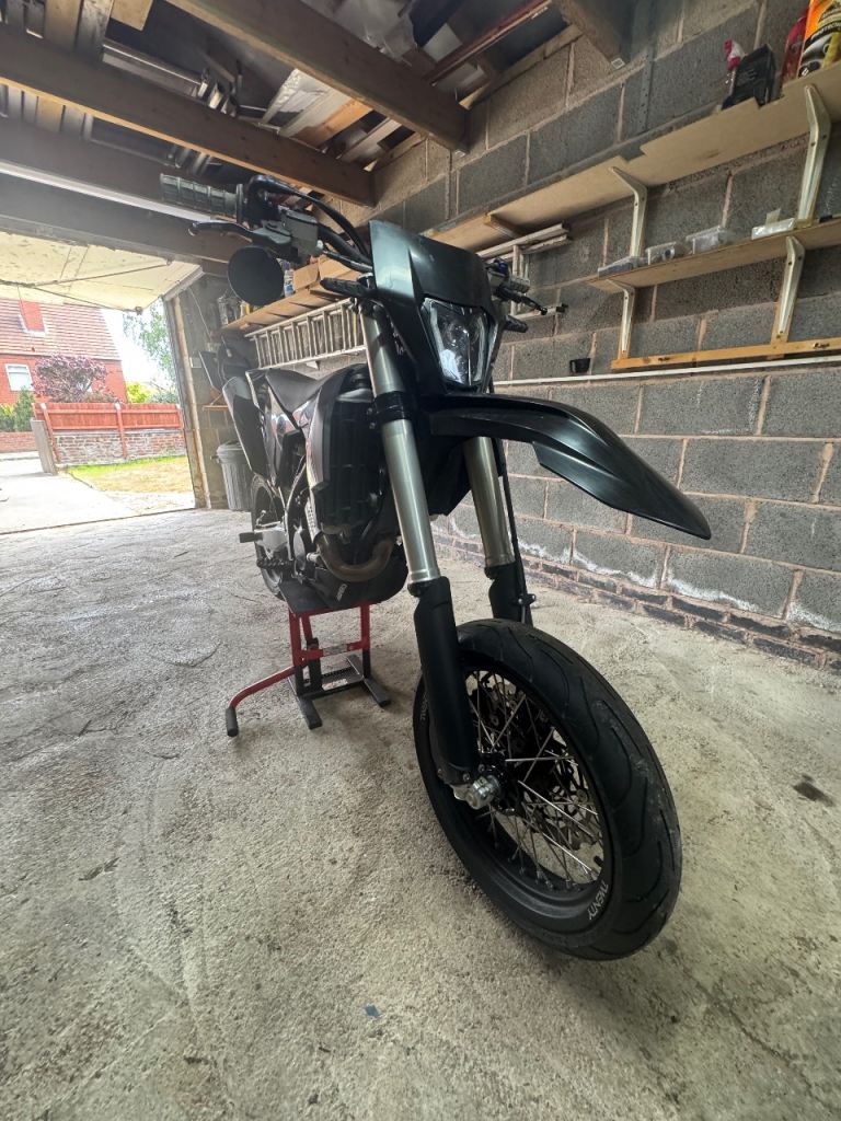 KTM - SX-F 450 - 2015 Full road reg