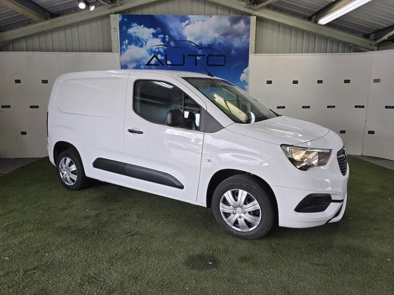 Vauxhall Combo 1.6 Turbo D 2300 Sportive Panel Van 4dr Diesel Manual L1 H1 Euro 6 (s/s) (1 Panel ...