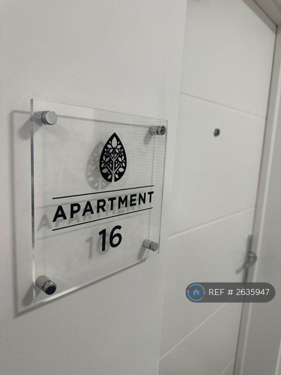 1 bedroom flat in Albert Road, Deal, CT14 (1 bed) (#2635947)