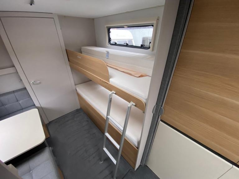 ADRIA ADORA SAVA - 2021 - FIXED SINGLE BEDS - 4 BERTH - PRISTINE ONE OWNER 