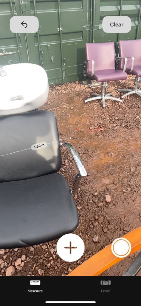 Stylish hairdresser backwash units in very good condition 