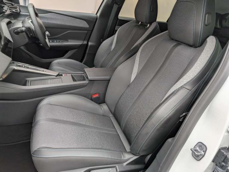 2023 Peugeot 308 1.5 BlueHDi Allure Premium Hatchback 5dr Diesel EAT Euro 6 (s/s) (130 ps) H HATC...