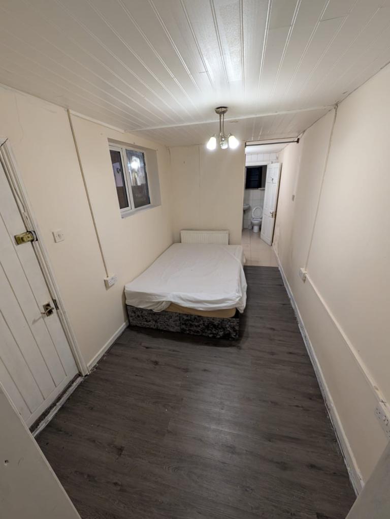 One bedroom flat available 