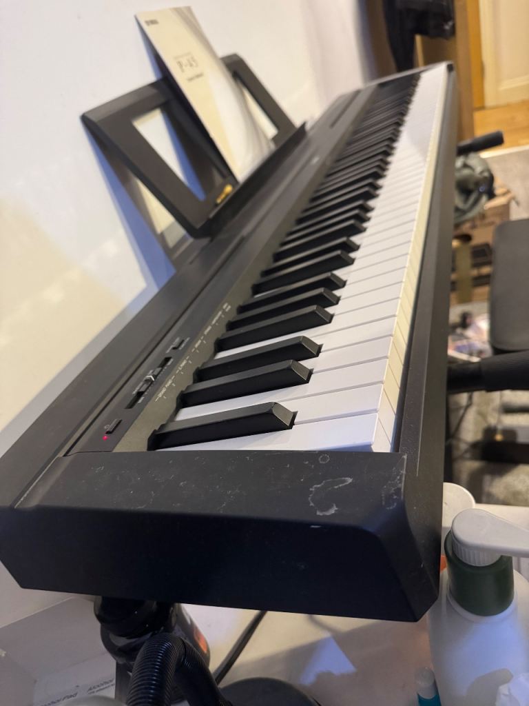 Yamaha P-45 Digital Piano Bundle – Excellent Condition – Pedal & Bench Included