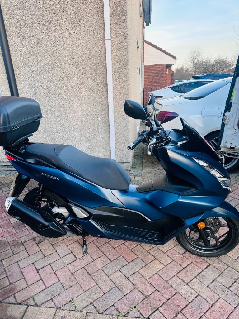 Honda, PCX 125 (cc) Like New