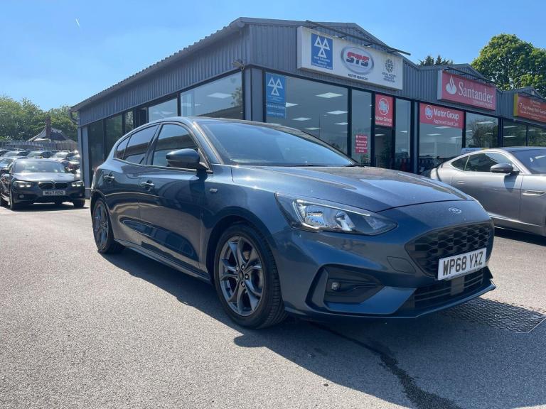 2018 Ford Focus 1.0T EcoBoost ST-Line Euro 6 (s/s) 5dr HATCHBACK Petrol Manual