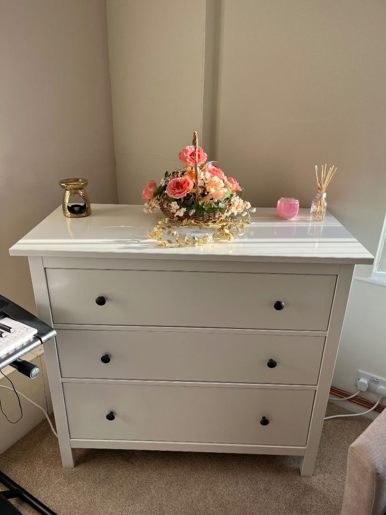 IKEA Hemnes chest of 3 drawers