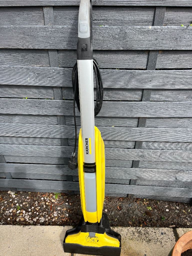 Karcher Floor Cleaner – Yellow, Good Condition