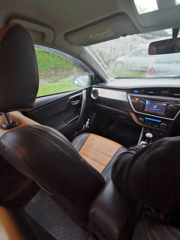 Toyota, AURIS, Hatchback, 2013, Manual, 1364 (cc), 5 doors