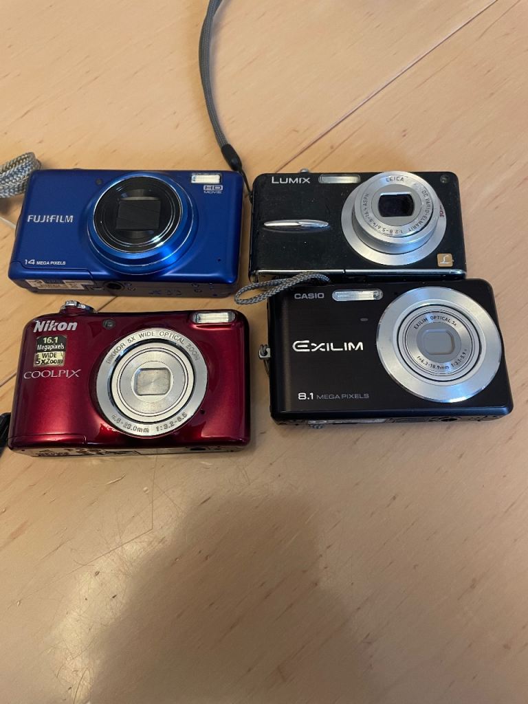 Digital cameras x 4