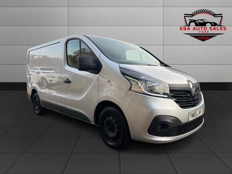 RENAULT TRAFIC 1.6 SL27 dCi 115 Business+ Silver Manual Diesel 2015