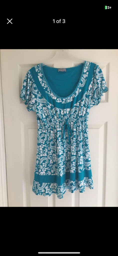 (065) M&S Per Una top, size 12