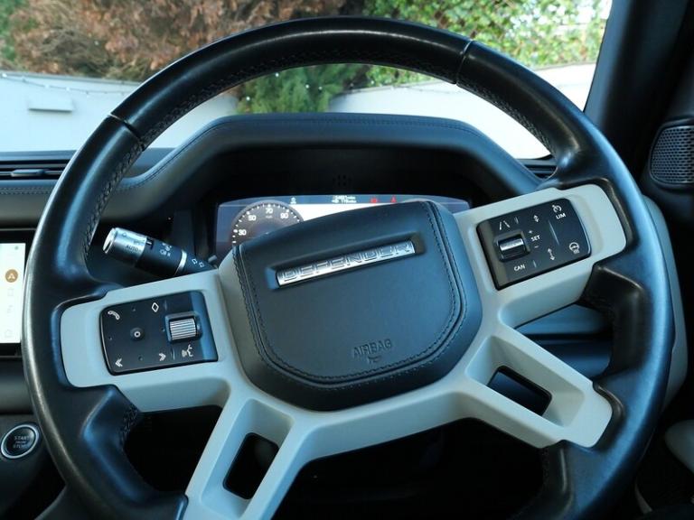 2020 Land Rover Defender 2.0 P300 SE 110 5dr Auto ESTATE PETROL Automatic