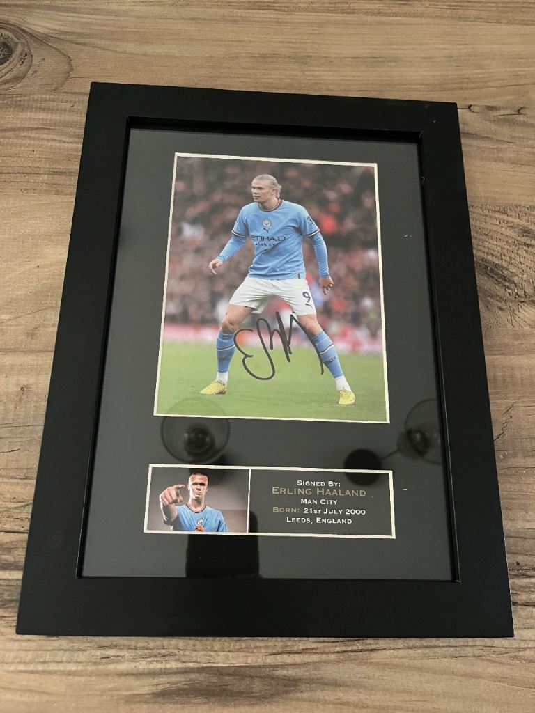 Erling Haarland Man City football Sign  Mounted Photo framed 