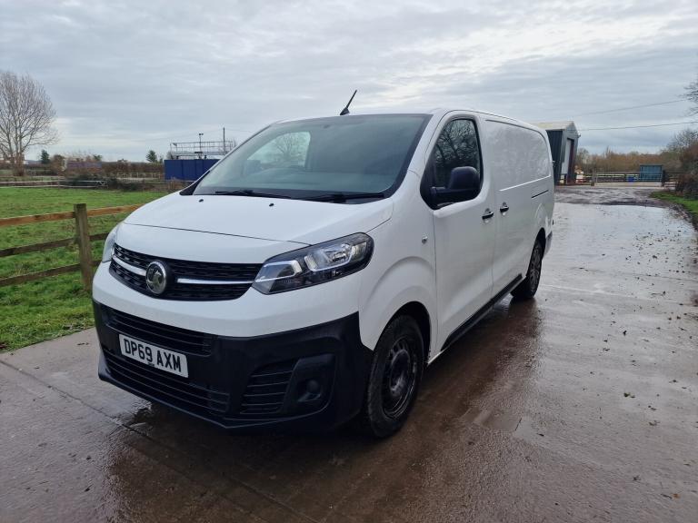 2020 Vauxhall Vivaro LWB  Low 110k Miles  Spares Repairs  ULEZ  Clean Body