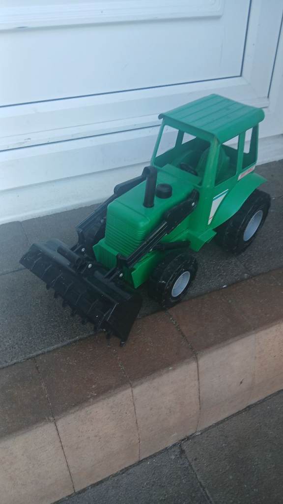 Large Green Toy Tractor with Loader – Good Condition