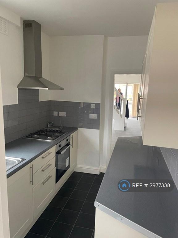 2 bedroom house in Recreation Drive, Shirebrook, Mansfield, NG20 (2 bed) (#2977338)