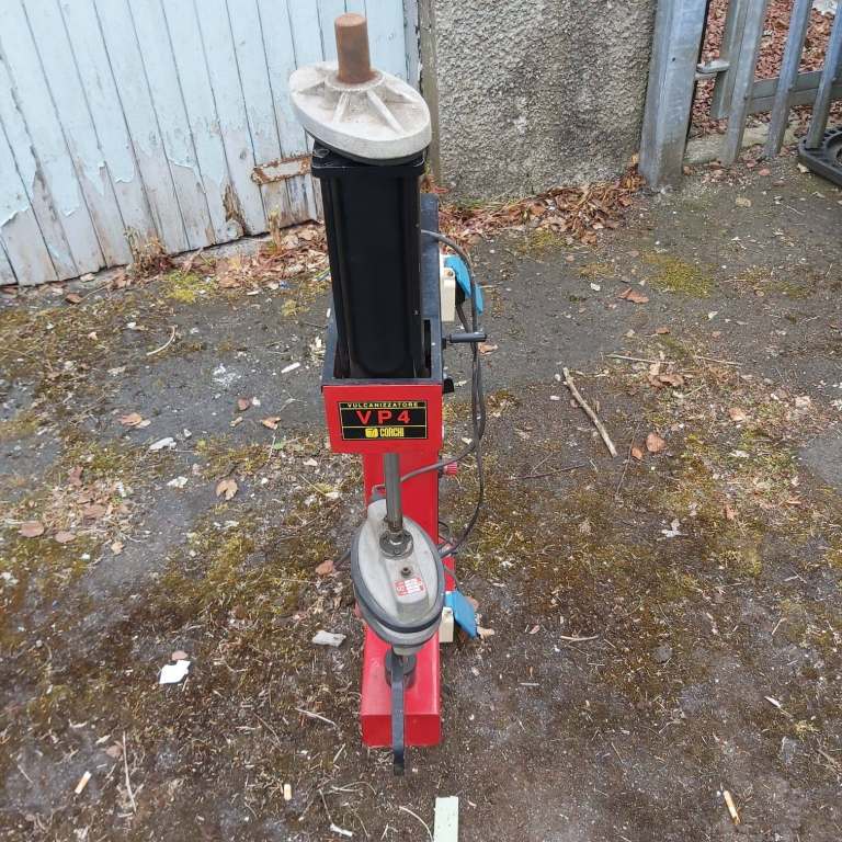 Corghi V4 Vulcaniser